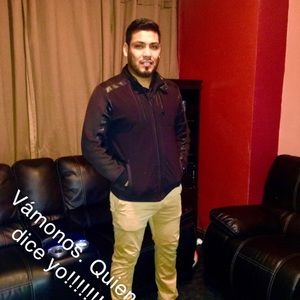 Meet your Posher, Reyes